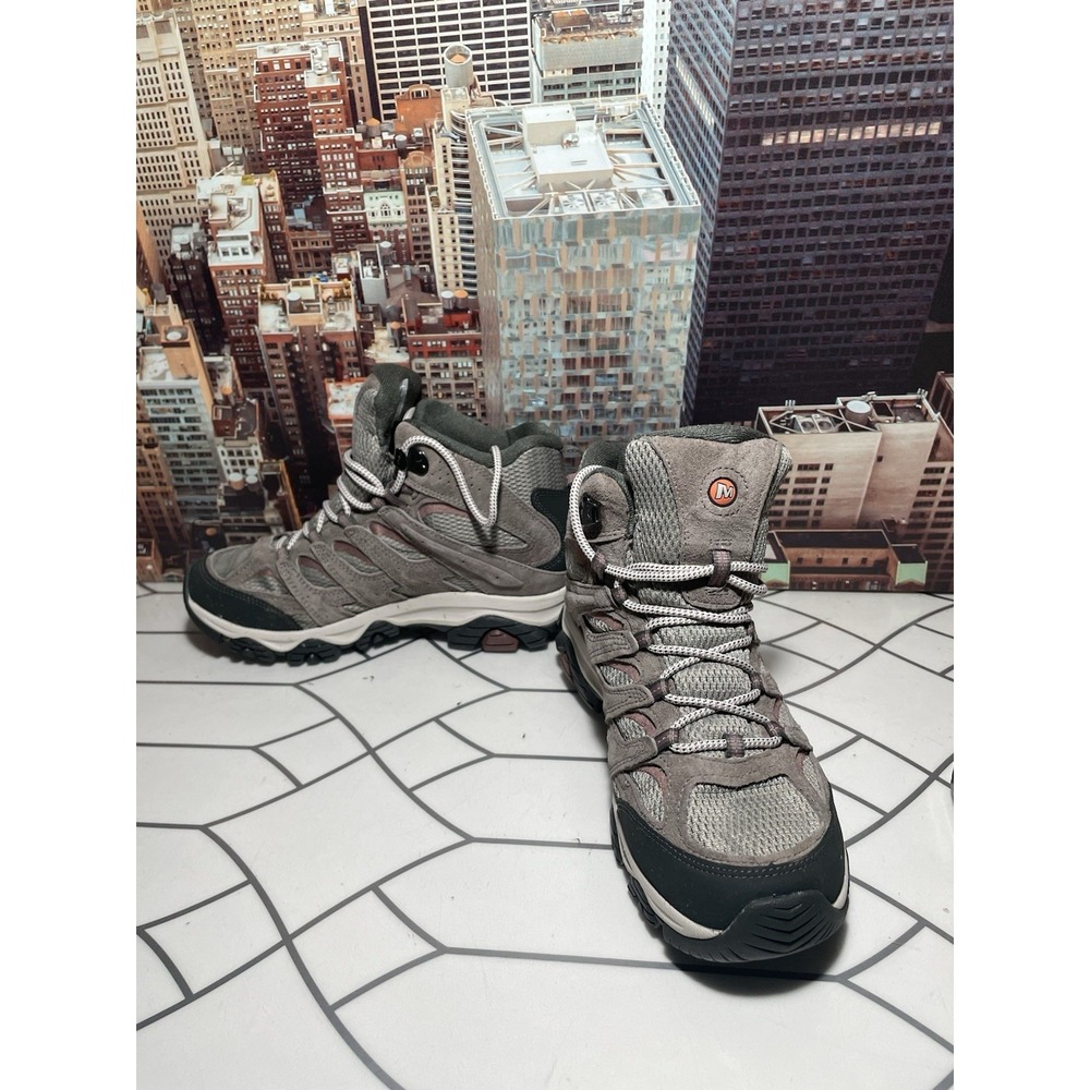 Merrell Women's Moab 2 Mid Waterproof Hiking Boots in color Granite, size 8.5